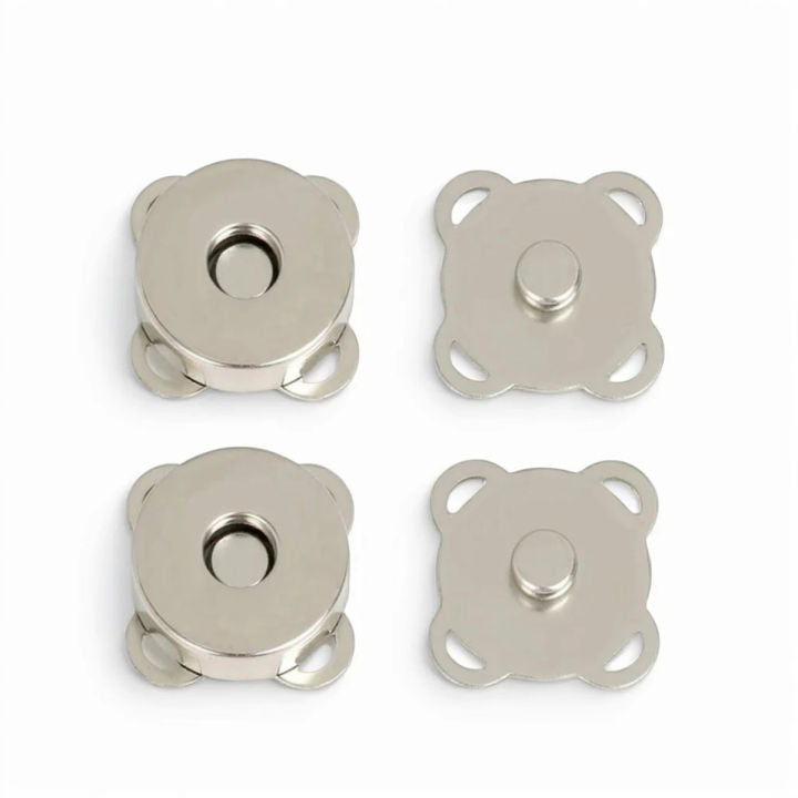 Magnetic button clothing