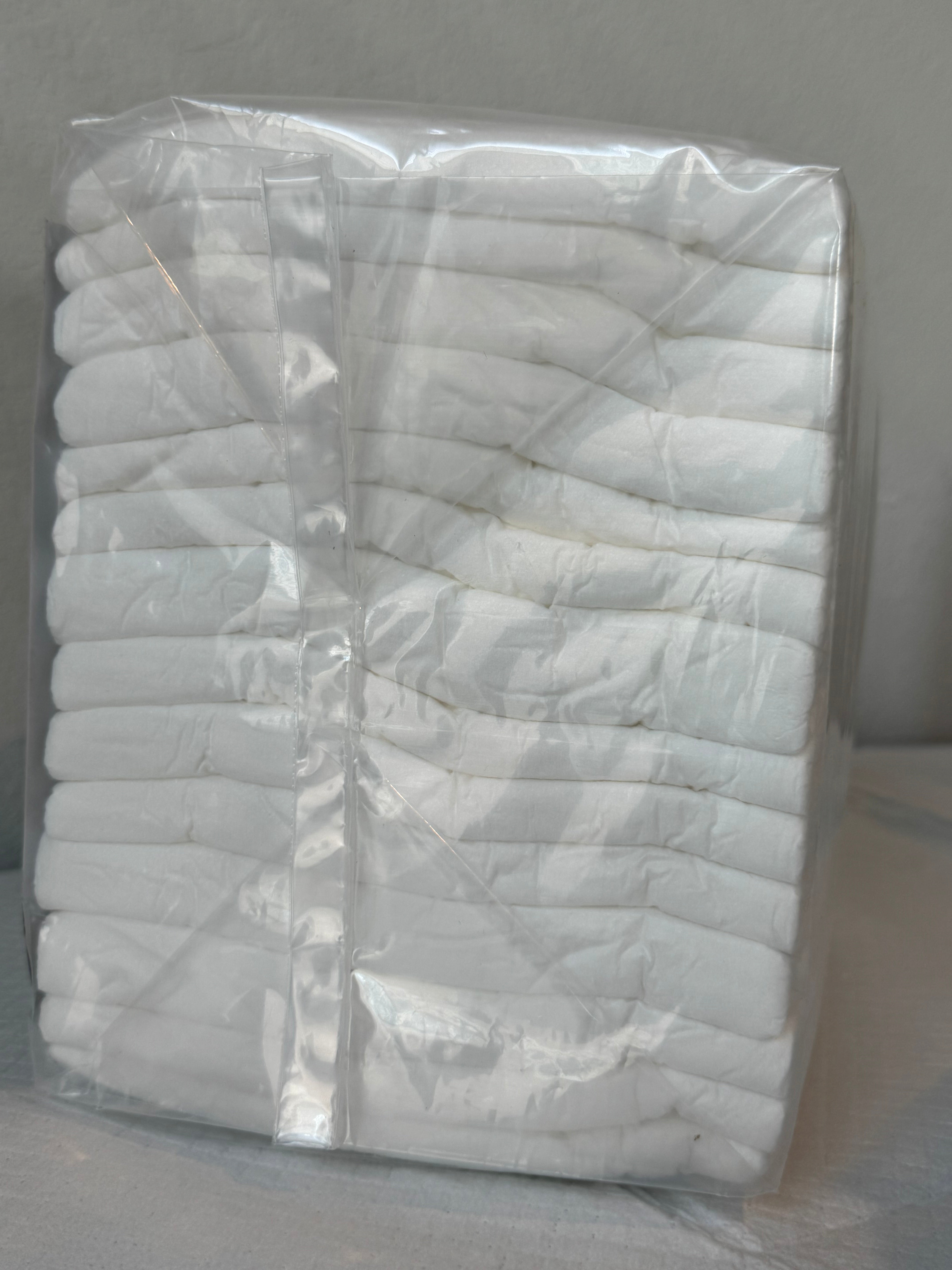 Disposable Medium Adult Diapers