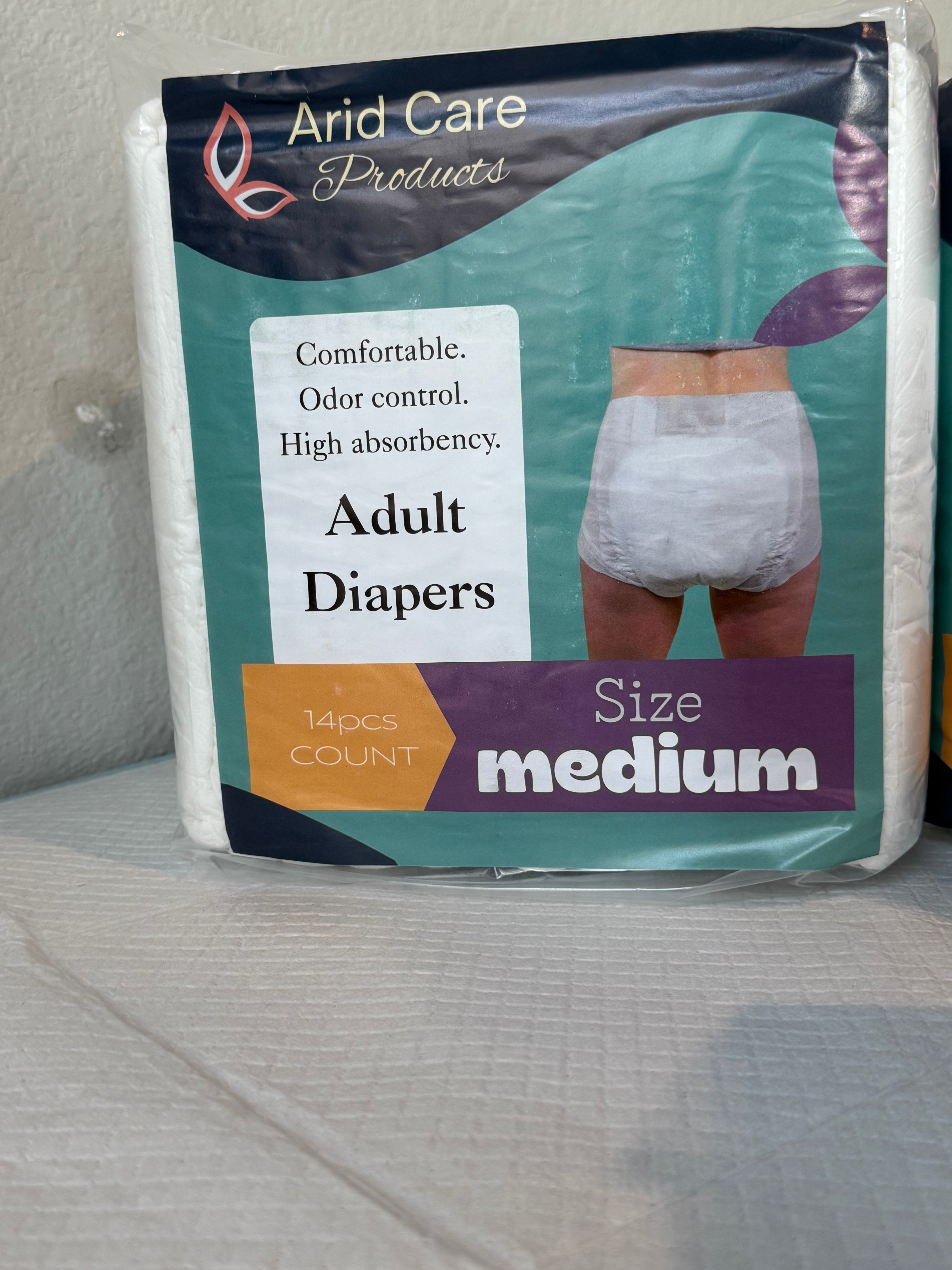 Disposable Medium Adult Diapers